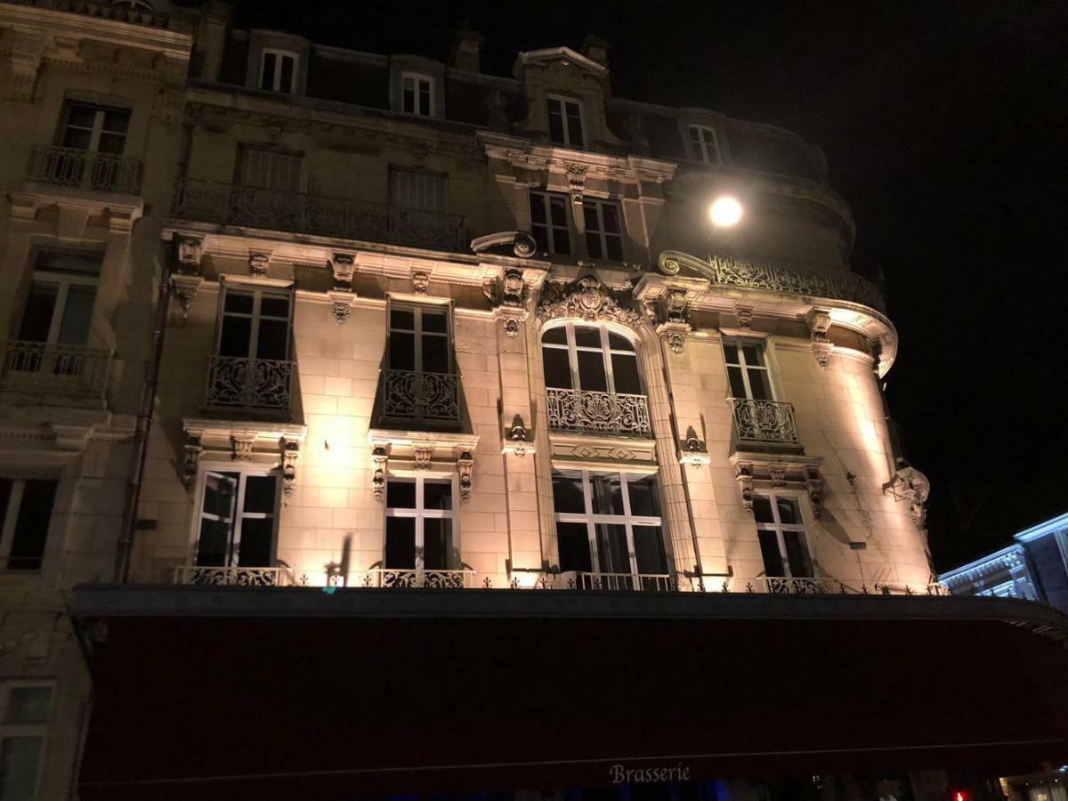 Au Coeur De Ville Troyes Esterno foto